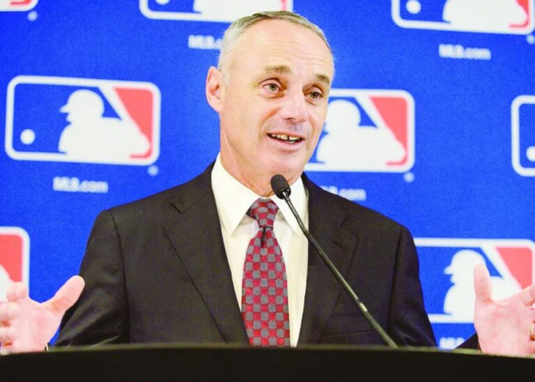 Vence hoy plazo MLB para un acuerdo con peloteros