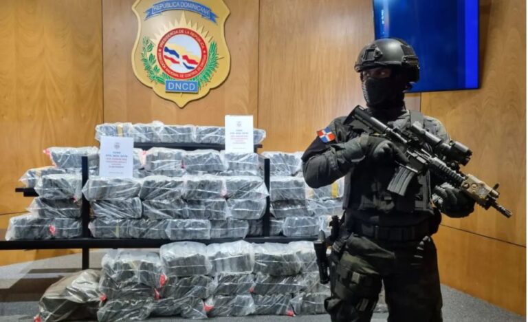La DNCD ocupa 50 paquetes de cocaína en Puerto Caucedo