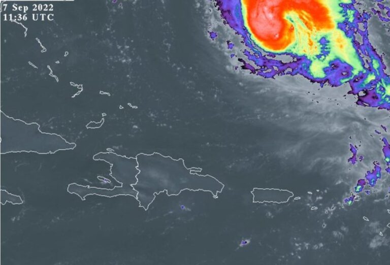 Earl se convierte en huracán en el Atlántico y mantiene efectos indirectos sobre RD