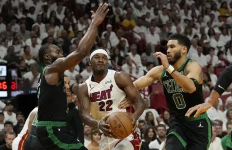 Miami Heat apabullan a los Boston Celtics y lo colocan contra la pared